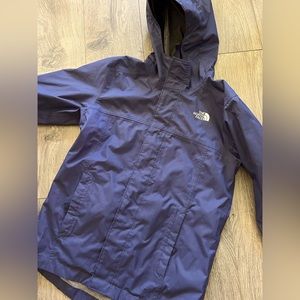 The North Face- rain jacket/windbreaker. Youth s/p (7/8)